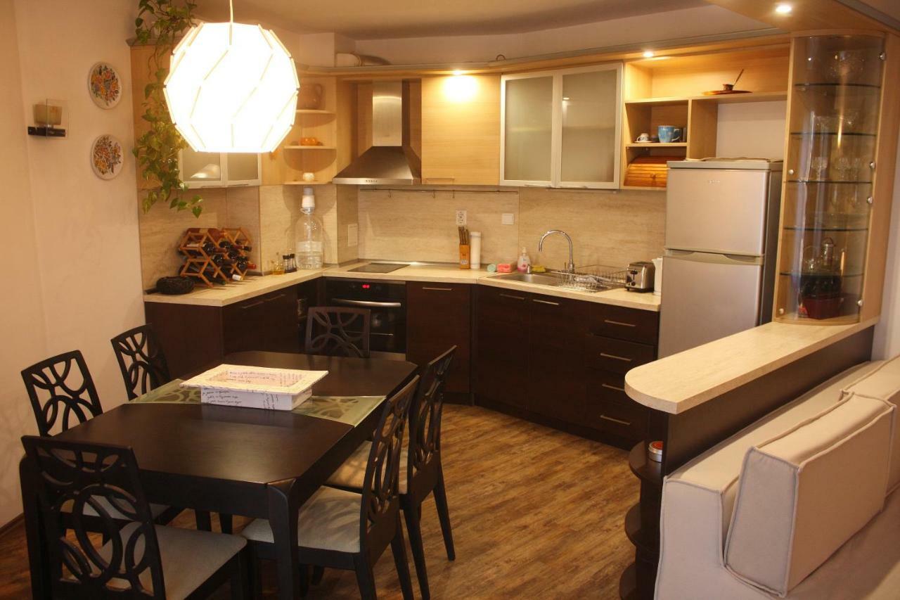 Central Square Apartment プロヴディフ エクステリア 写真